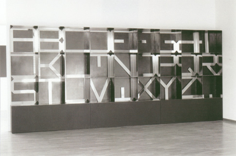 Raw Material - 1999 
glass, metal, wood  
226x510x30 cm
UNION, Goldach Switzerland