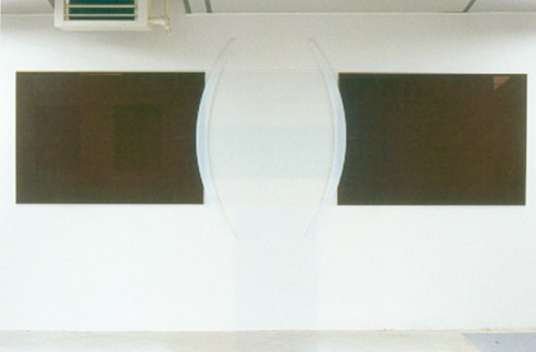 Sin título - 1995
vidrio, colores minerales 
144x360x2,5 cm